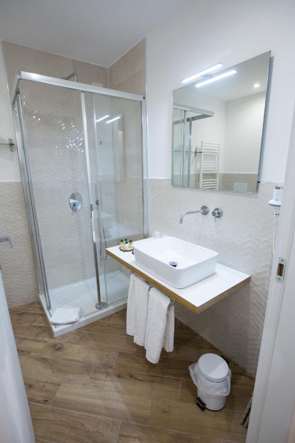 Sweet Night Hotel La Spezia Exterior photo